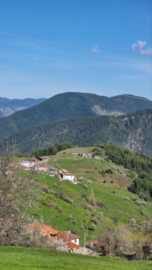 Родопска Къща За Гости С.Чала Chala Esterno foto